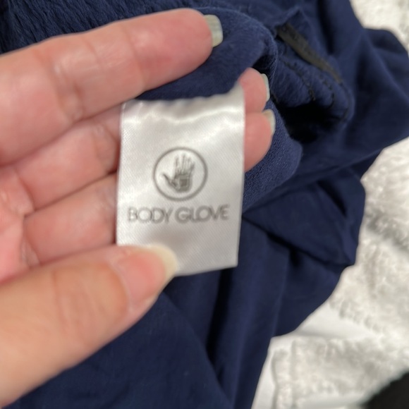 Bodyglove navy blue linen like pull on pants. Size small - Picture 5 of 6